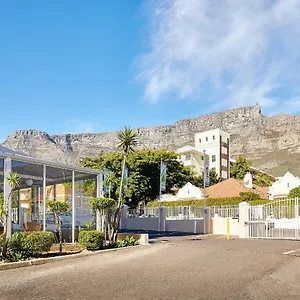 First Group Mount Sierra , Kaapstad Zuid-Afrika